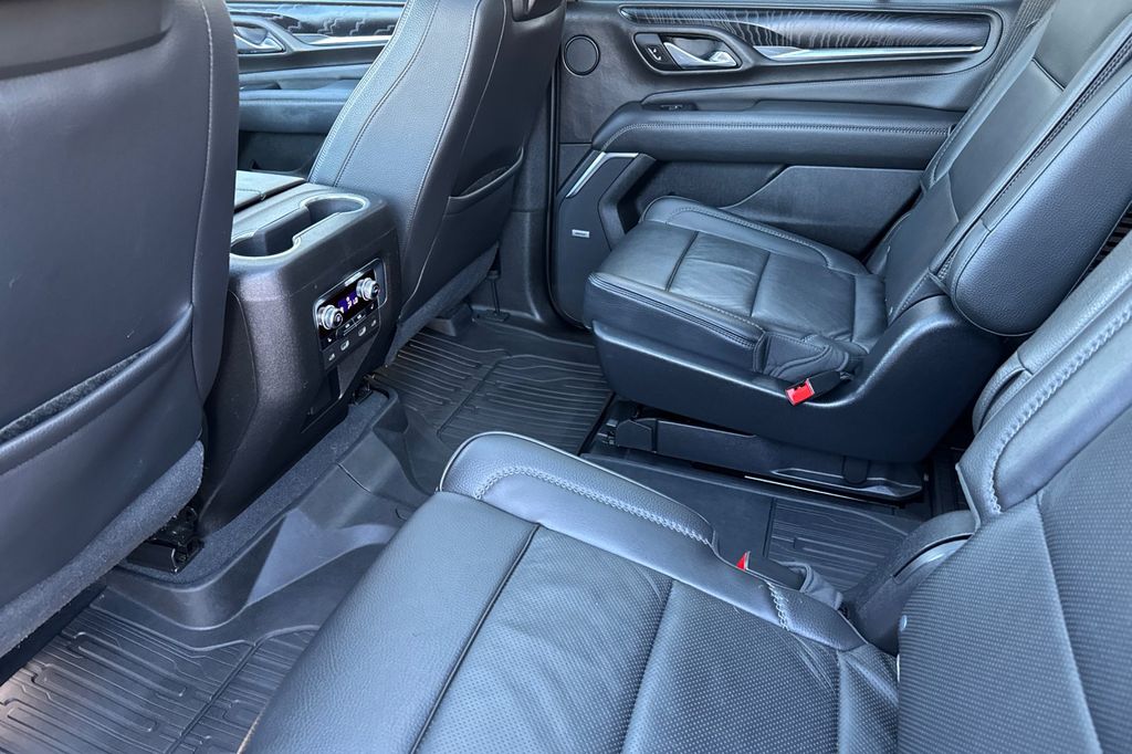 used 2021 GMC Yukon car, priced at $44,990