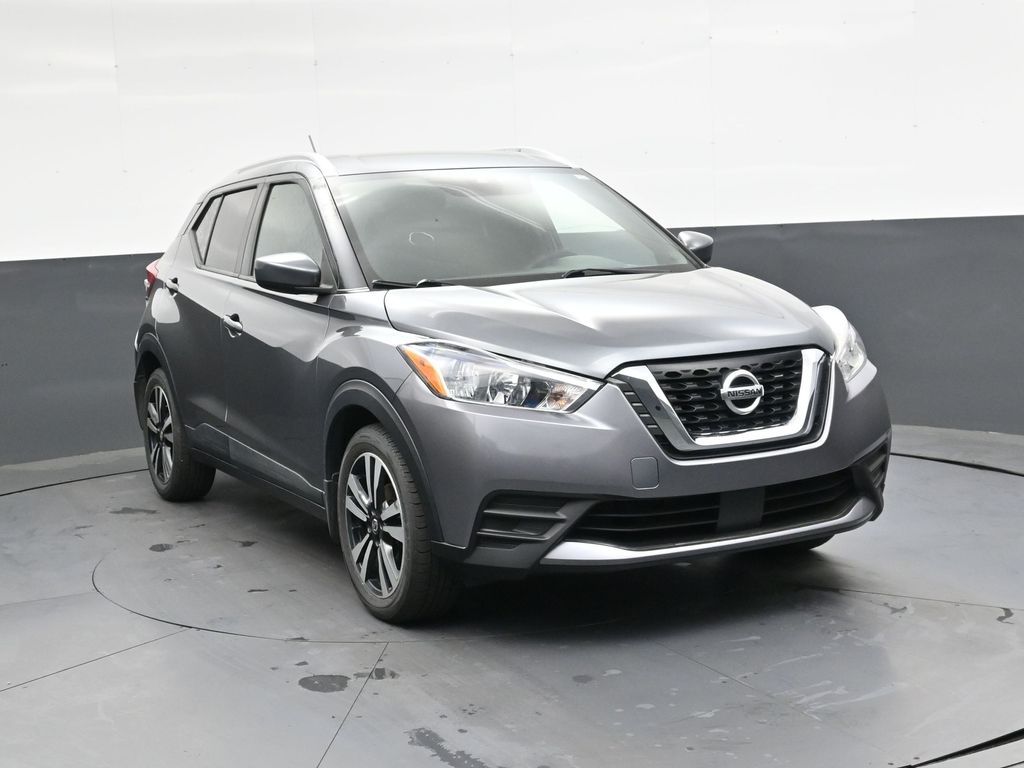 Gray (Gun Metallic) 2020 Nissan Kicks SV FWD SUV / Crossover Front-Wheel Drive Continuously Variable Transmission