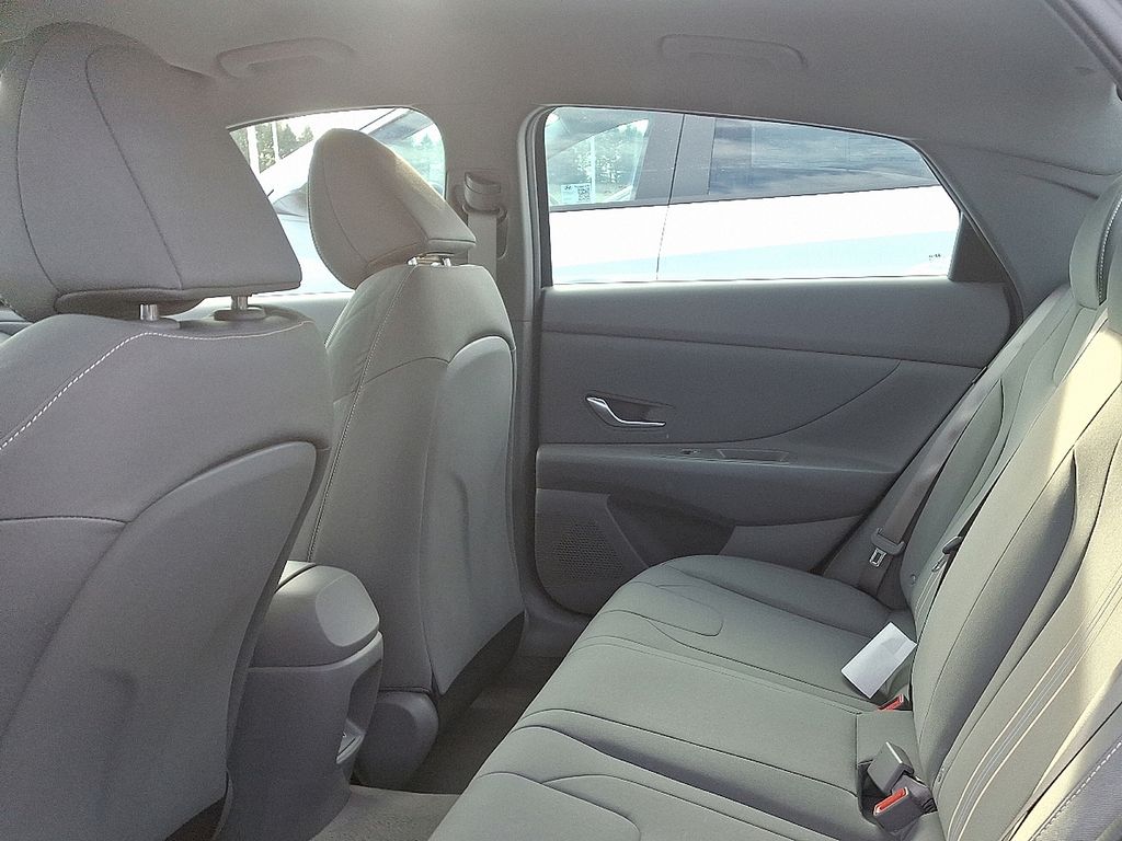 Thumbnail: 2025 Hyundai Elantra - 7