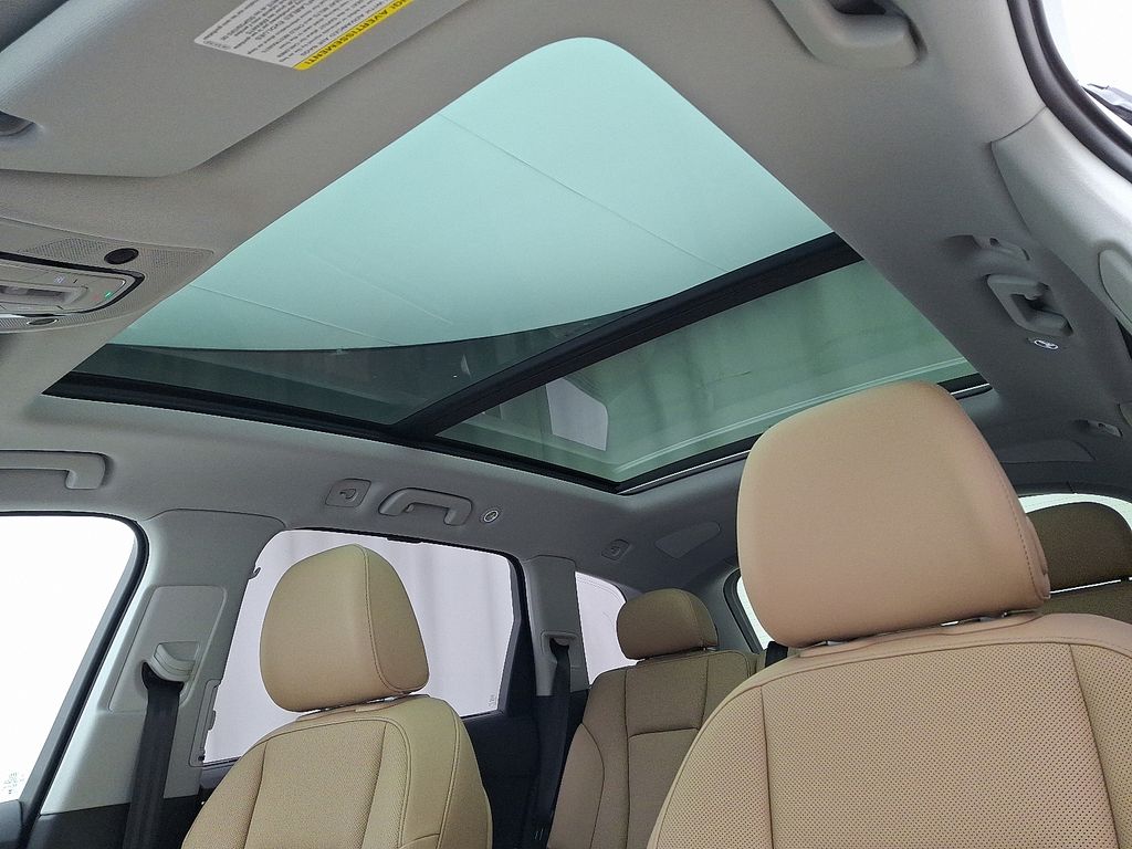 Thumbnail: 2025 Audi Q7 - 9