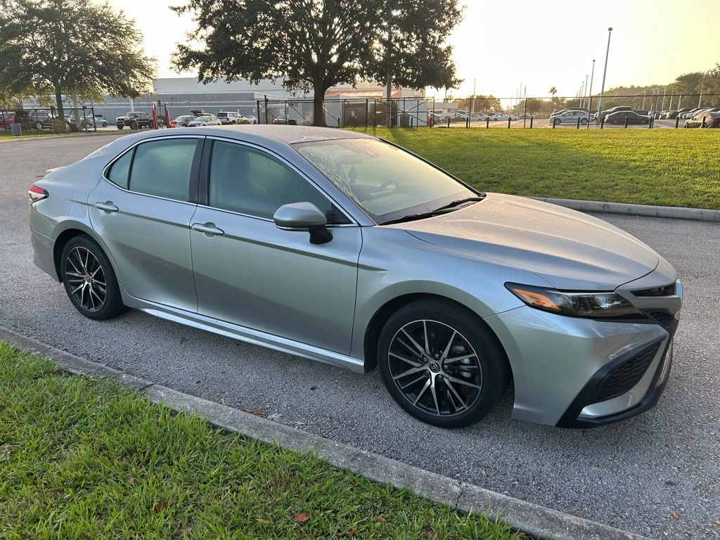 Thumbnail: 2023 Toyota Camry - 7