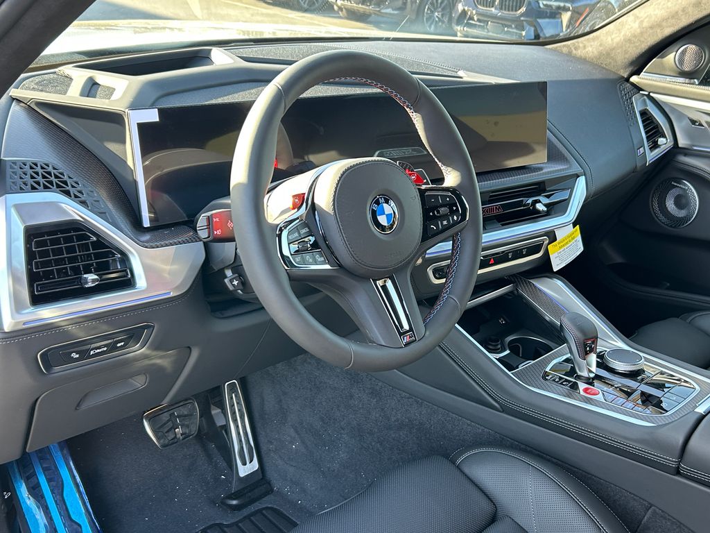 Thumbnail: 2026 BMW XM - 13