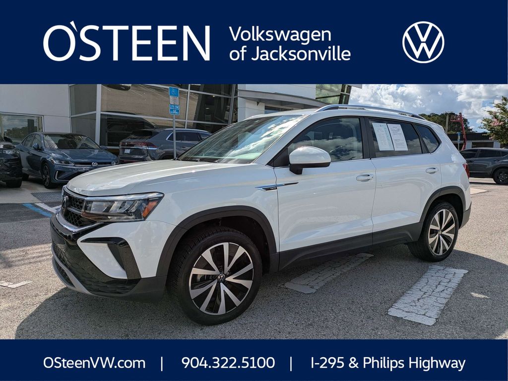 Pure White 2023 Volkswagen Taos SE FWD SUV / Crossover Front-Wheel Drive 8-Speed Automatic