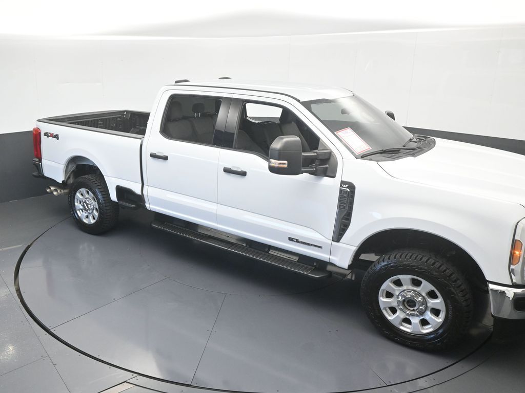 Used 2024 Oxford White Ford XLT image 55