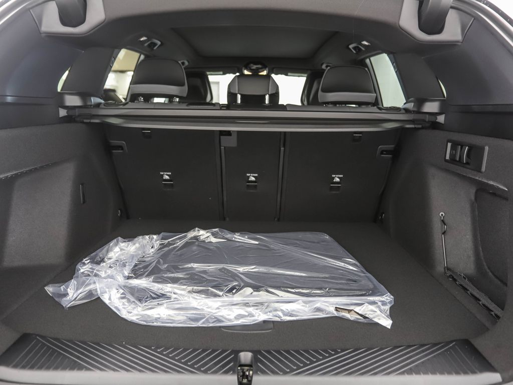 Thumbnail: 2025 BMW X3 - 25