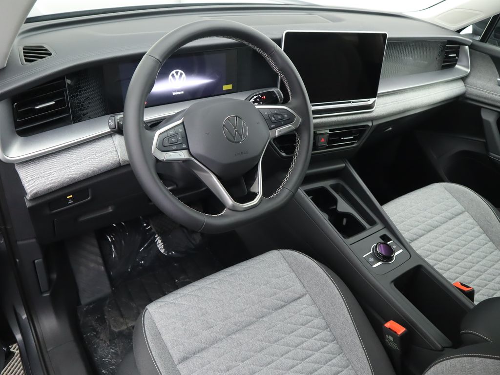 Thumbnail: 2025 Volkswagen Tiguan - 9