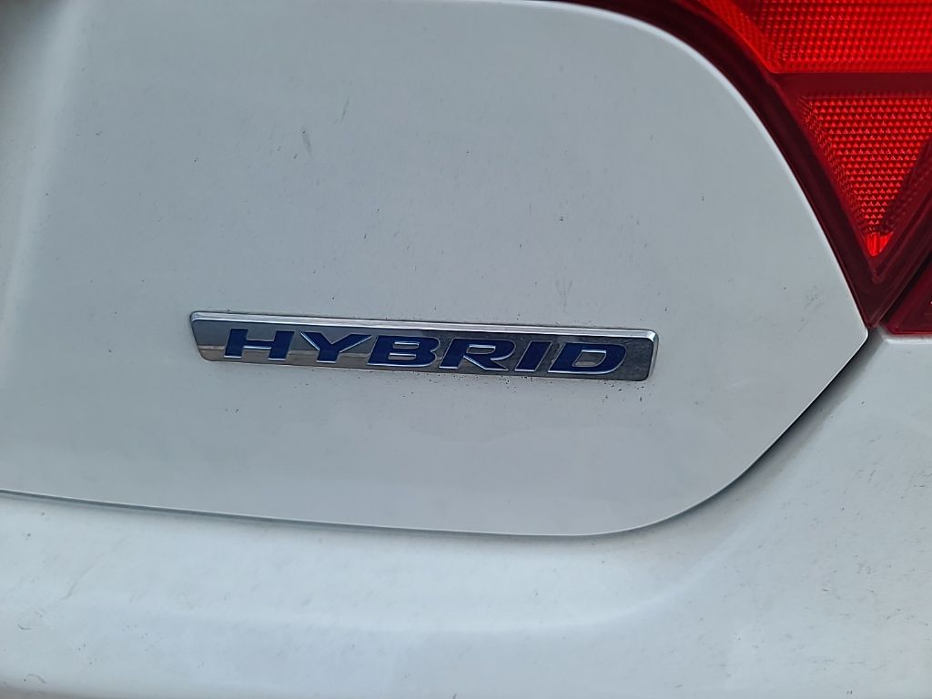 Used 2007 White Honda Hybrid image 8
