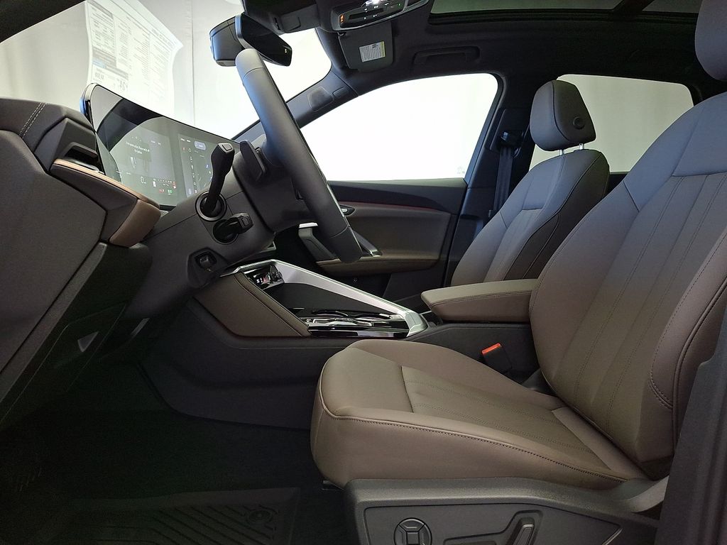 Thumbnail: 2026 Audi Q5 - 9