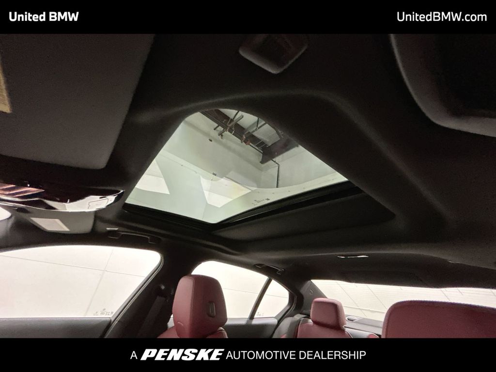 Thumbnail: 2026 BMW 5 Series - 20