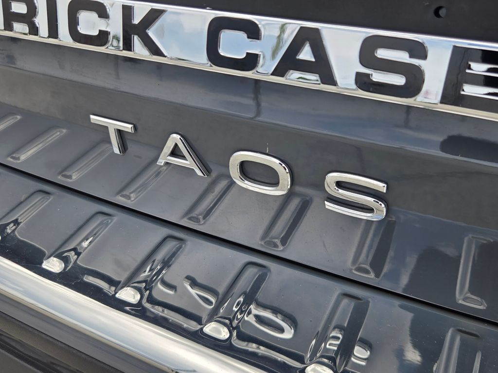 2024 Volkswagen Taos - $21,685