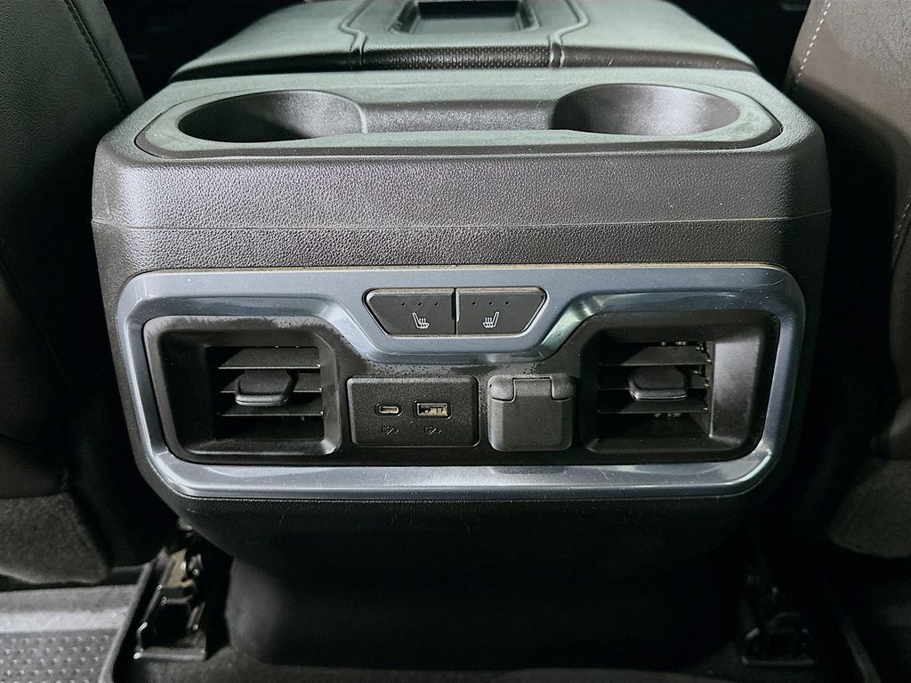 ChevroletSilverado 2500HD22
