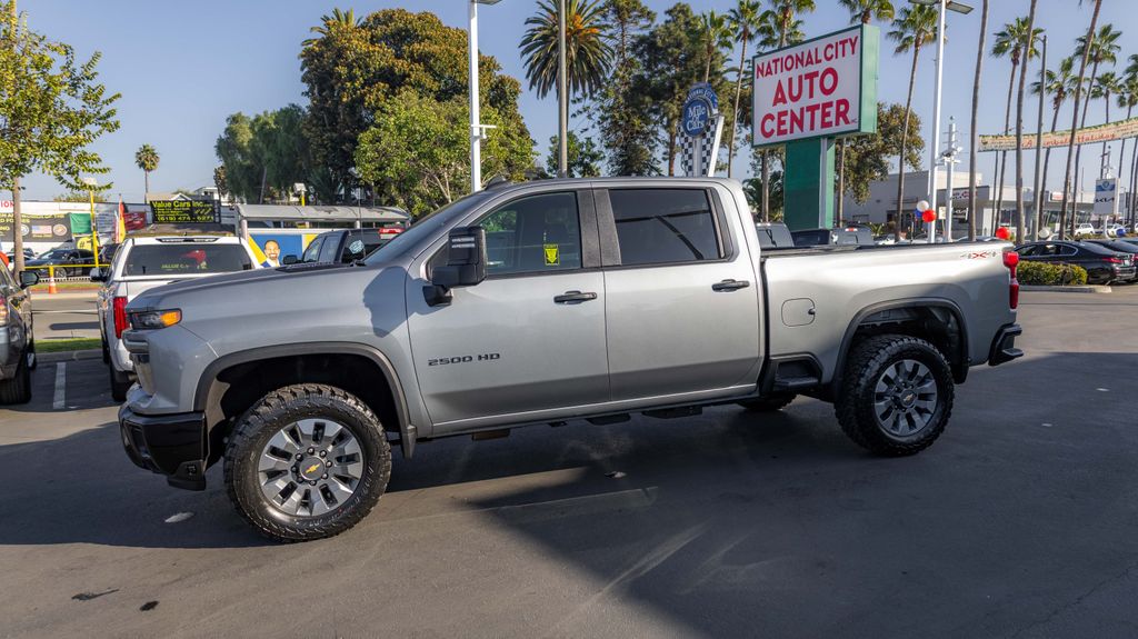Used 2024 Chevrolet Silverado 2500HD Custom 4D Crew Cab