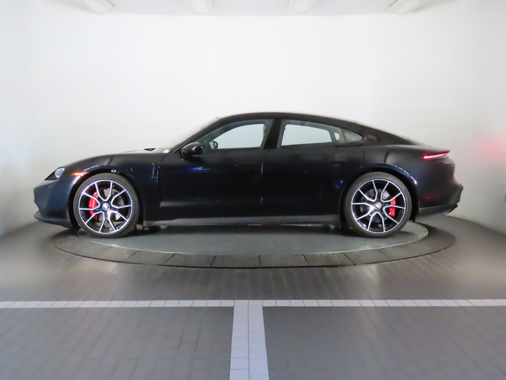Thumbnail: 2023 Porsche Taycan - 2