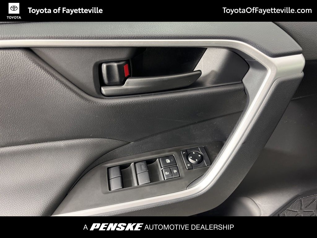 Thumbnail: 2025 Toyota RAV4 - 23