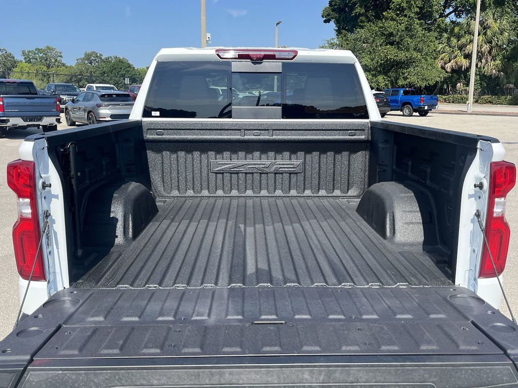 2024 Chevrolet Silverado 1500 ZR2 5