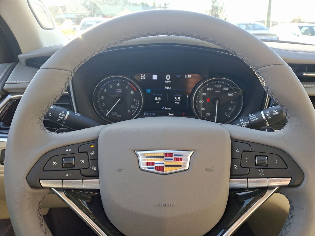 2025 Cadillac XT6 Premium Luxury 9