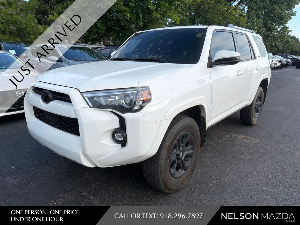 2024 Toyota 4Runner SR5