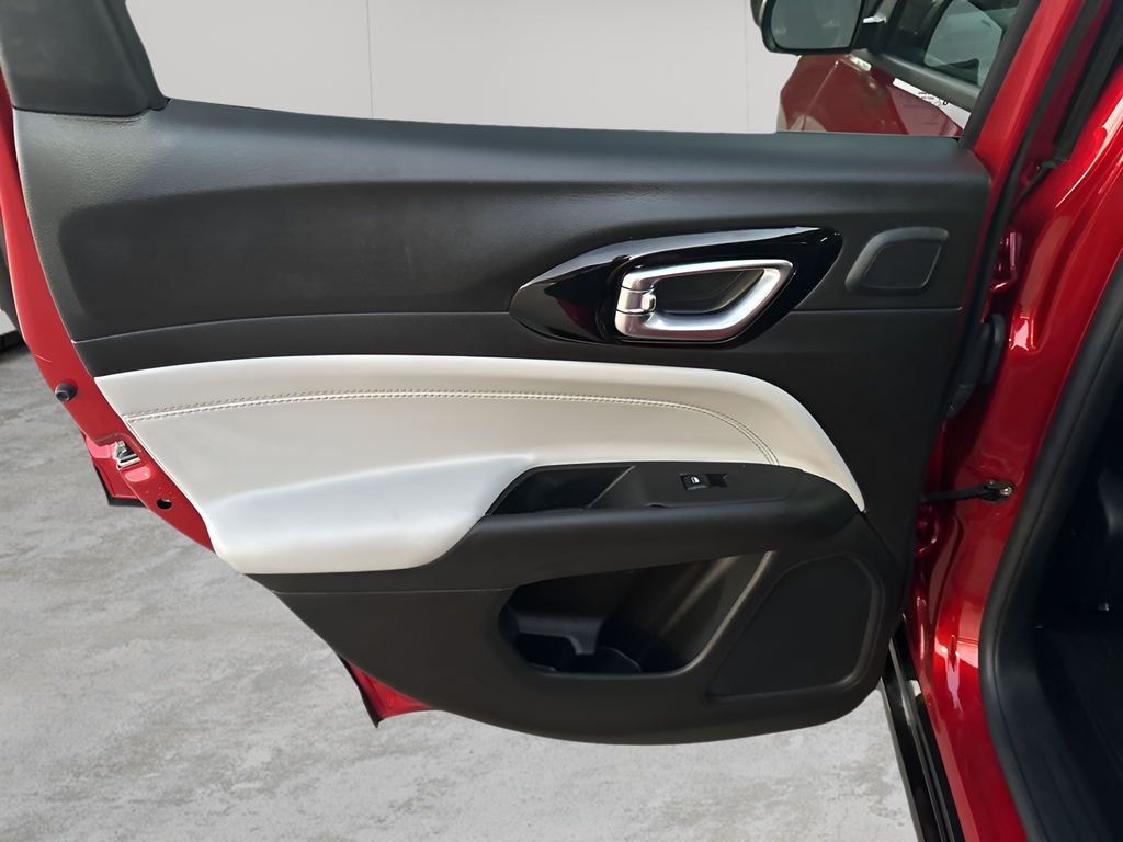 Used Car 2025 Jeep Compass  Limited For Sale Under $30,000 In Austin, Texas