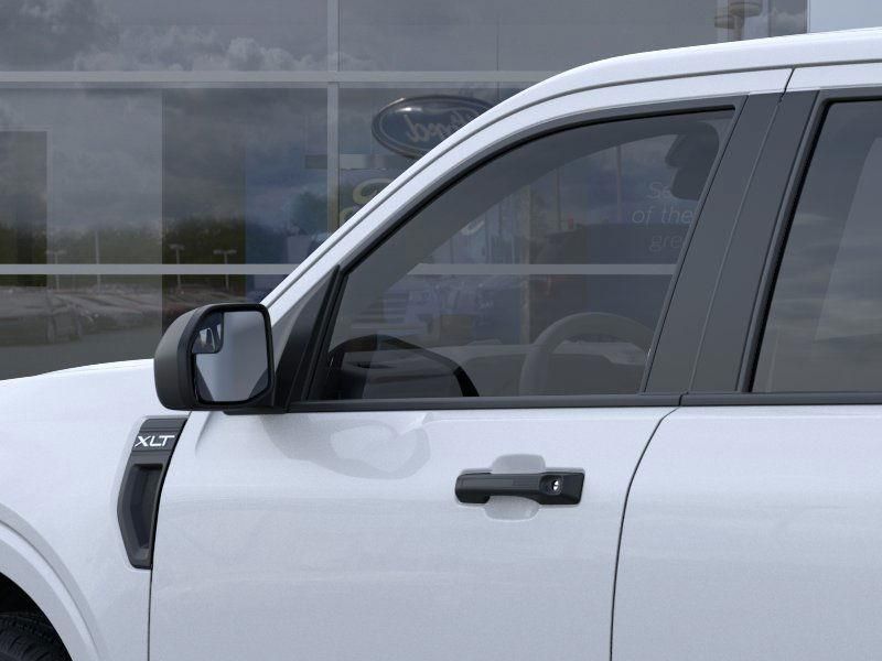 New 2026 Ford Maverick XLT 4D Crew Cab