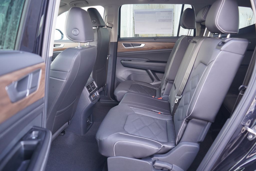 Thumbnail: 2026 Volkswagen Atlas - 7