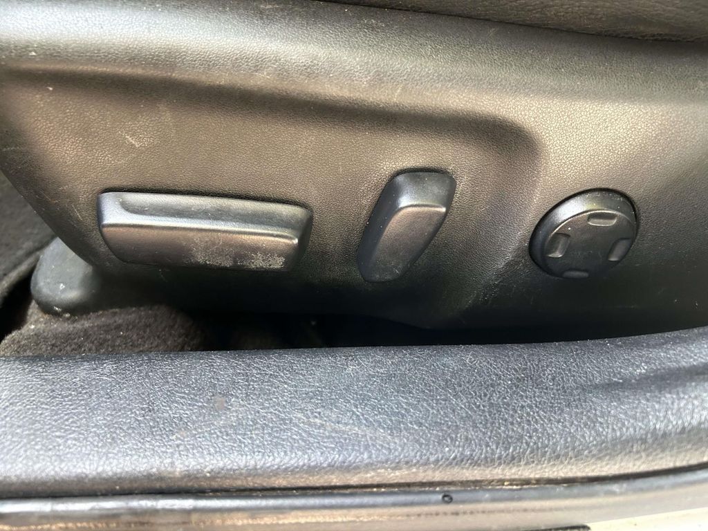 Used 2016 Toyota Avalon Sedan