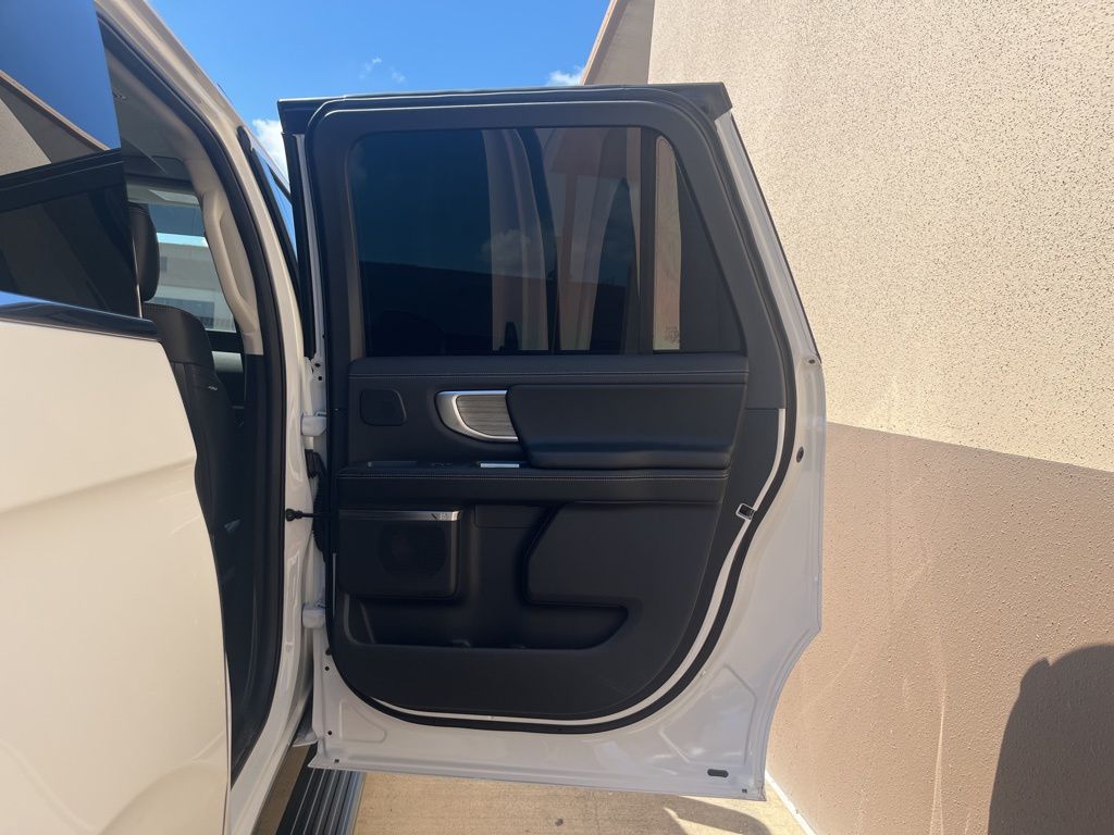 Thumbnail: 2025 Ford Expedition MAX - 27