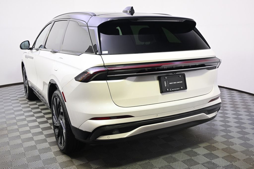 New 2026 White Lincoln Reserve image 4