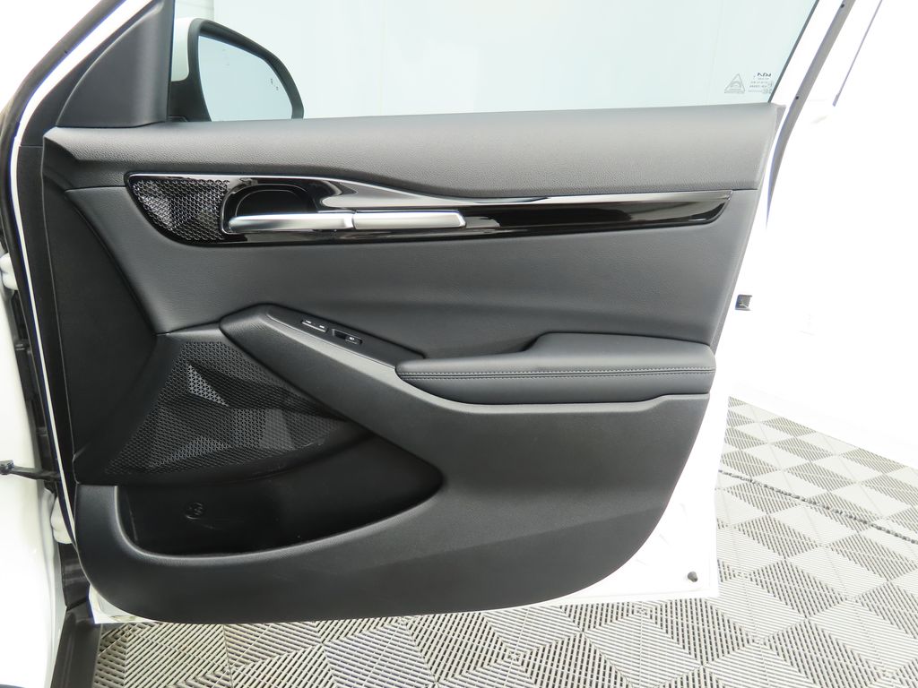 Thumbnail: 2024 Kia Seltos - 26