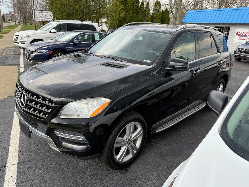 Black 2015 Mercedes-Benz M-Class ML 350 4MATIC SUV / Crossover All-Wheel Drive 7-Speed Automatic