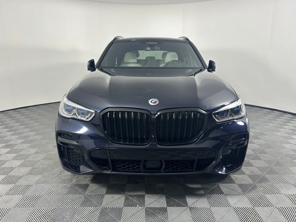 Thumbnail: 2023 BMW X5 - 2