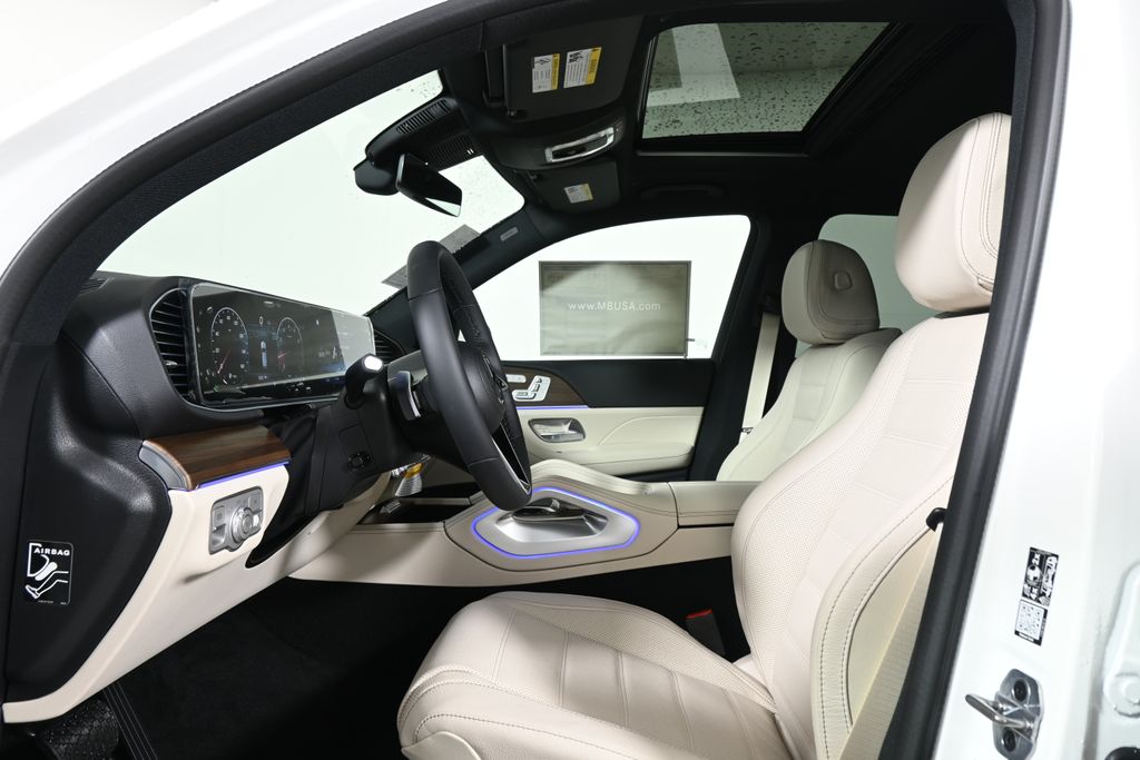 Thumbnail: 2026 Mercedes-Benz GLE - 3