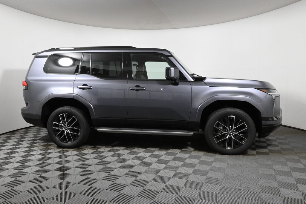 Thumbnail: 2025 Lexus GX - 8