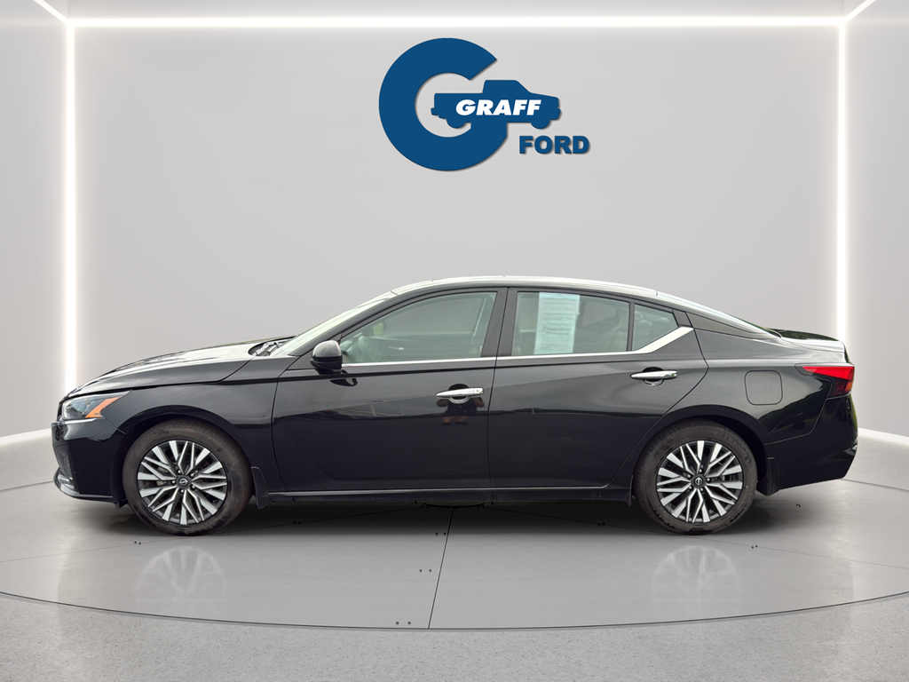 Used 2024 Nissan Altima Sedan