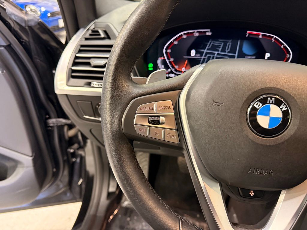 Thumbnail: 2023 BMW X3 - 13