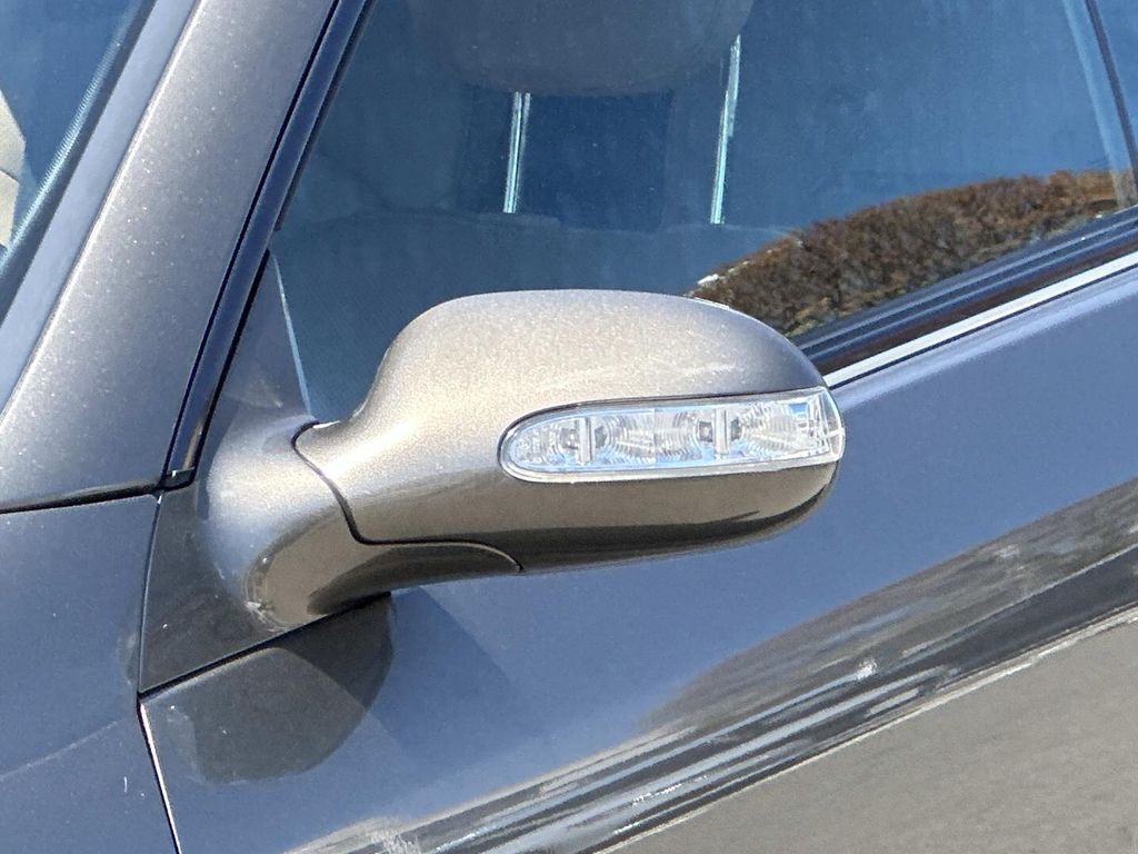 Thumbnail: 2009 Mercedes-Benz CLK - 2