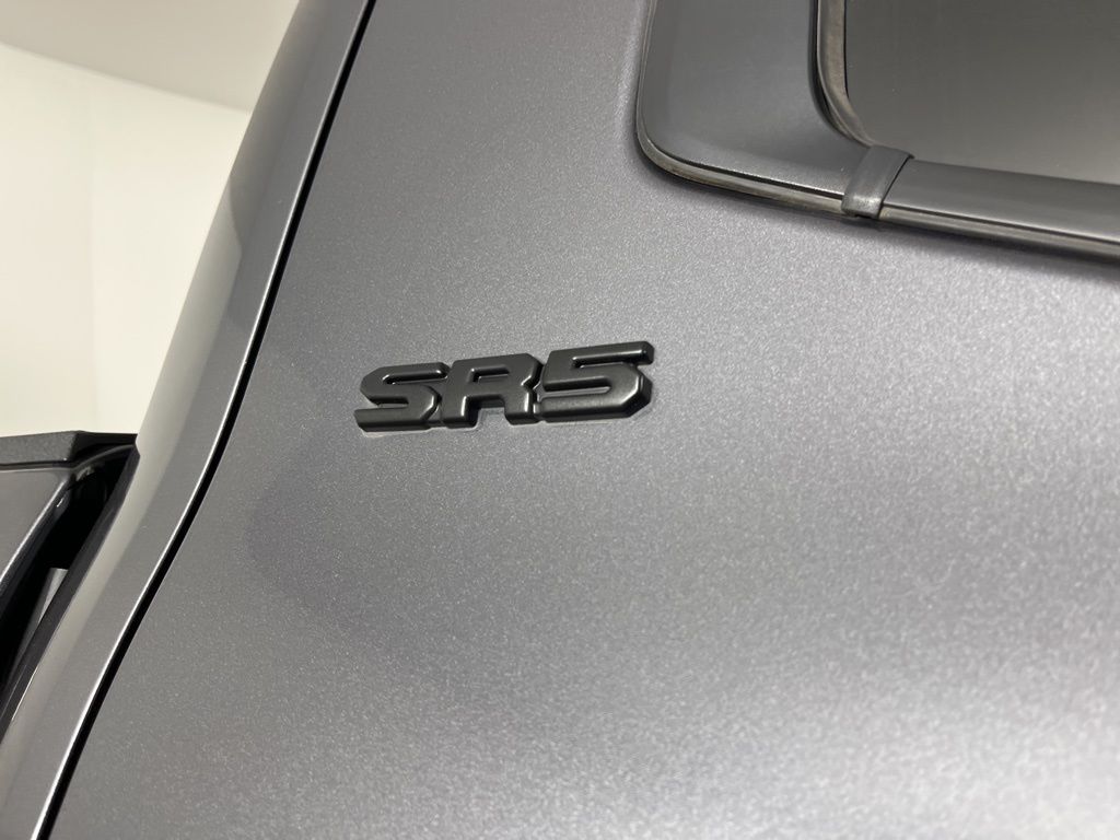 Thumbnail: 2024 Toyota Tundra - 9