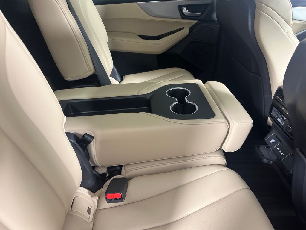 Thumbnail: 2026 Acura MDX - 14