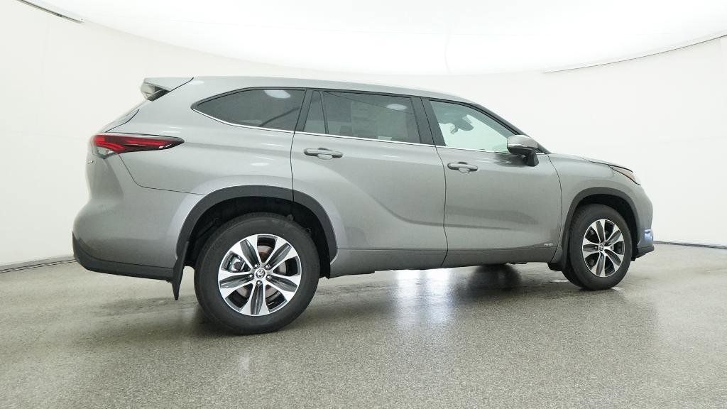 Thumbnail: 2026 Toyota Highlander - 2