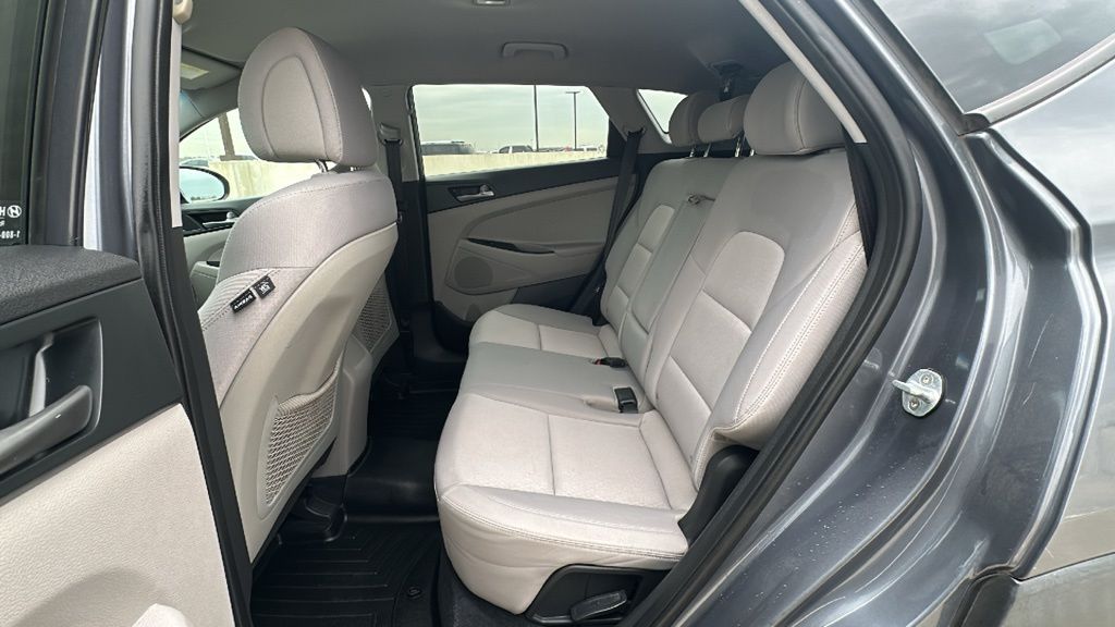 2018 Hyundai Tucson SEL Gray at Community Kia