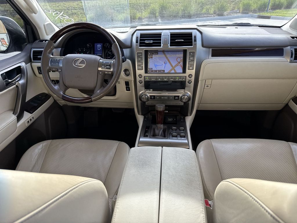 Thumbnail: 2017 Lexus GX - 19