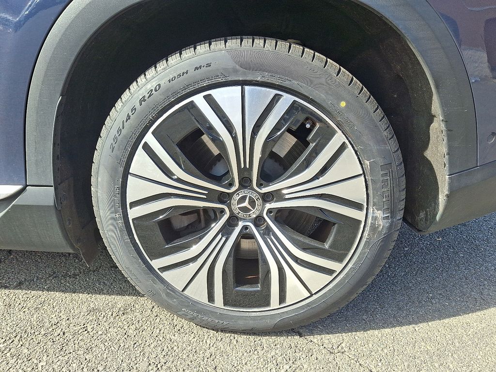 Thumbnail: 2023 Mercedes-Benz EQE - 8