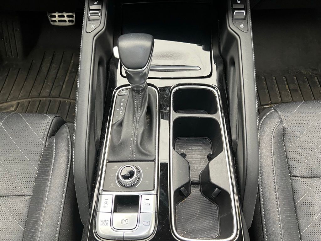 Thumbnail: 2023 Kia Telluride - 13