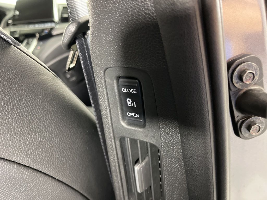 Thumbnail: 2025 Honda Odyssey - 8