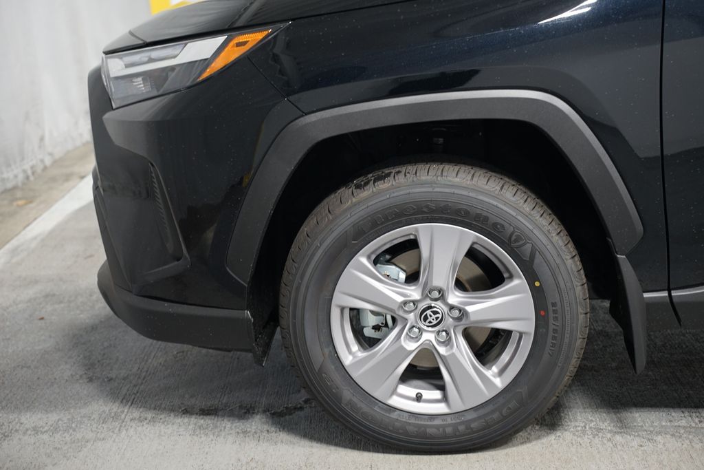 Thumbnail: 2025 Toyota RAV4 - 5