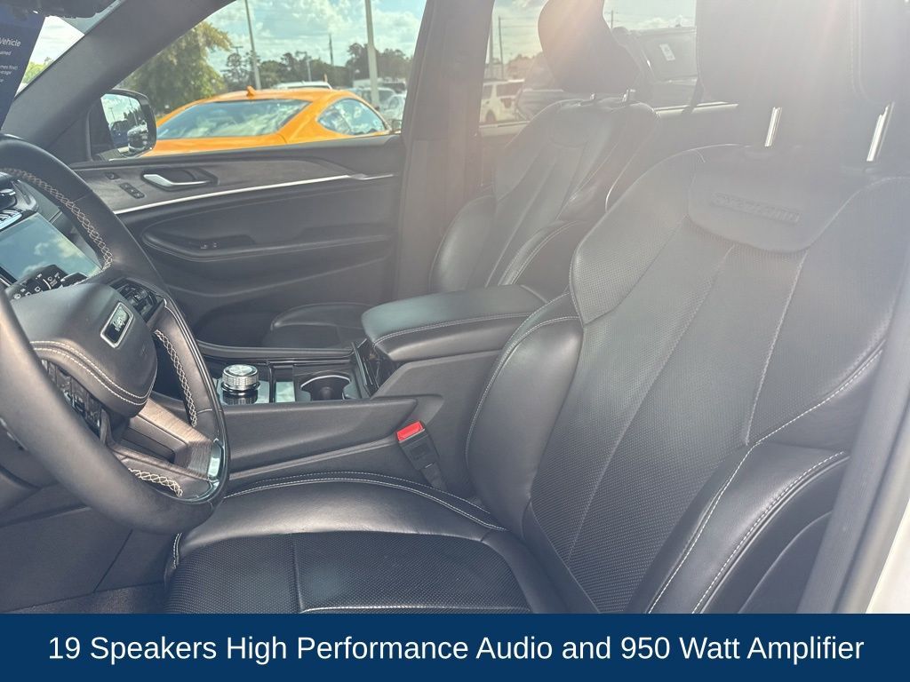 2022 Jeep Grand Cherokee L Overland 4x2