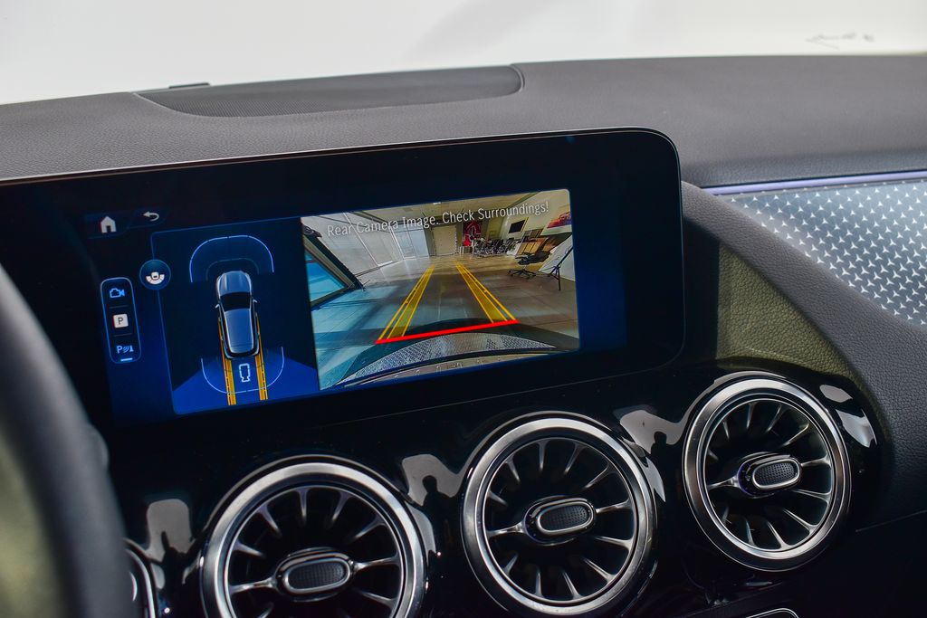 Thumbnail: 2026 Mercedes-Benz GLA - 16