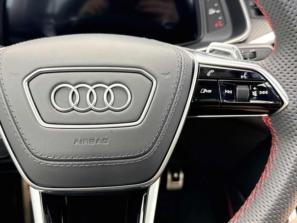 Thumbnail: 2026 Audi RS 7 - 12