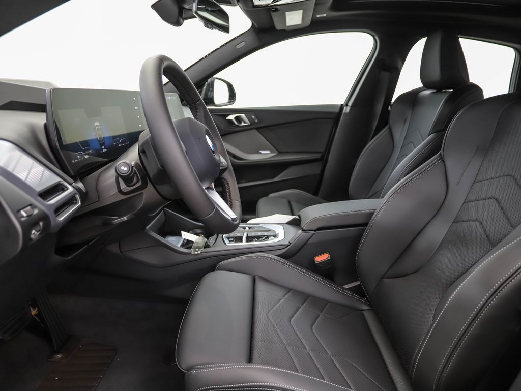 Thumbnail: 2026 BMW 2 Series - 11