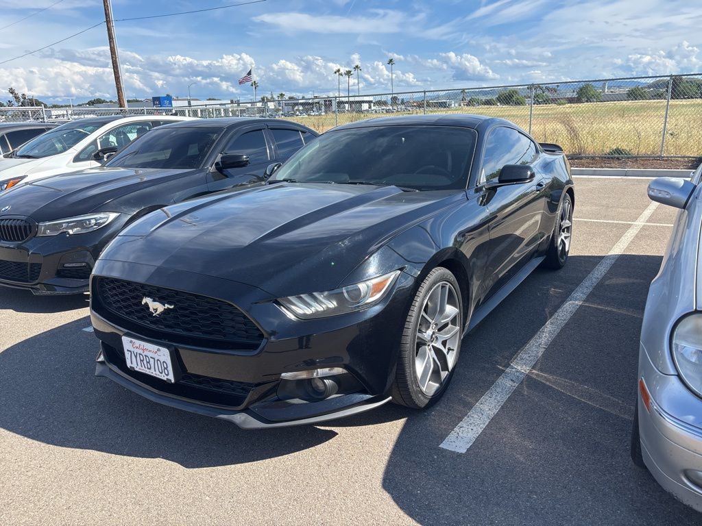 2015 Ford Mustang EcoBoost Premium Coupe RWD