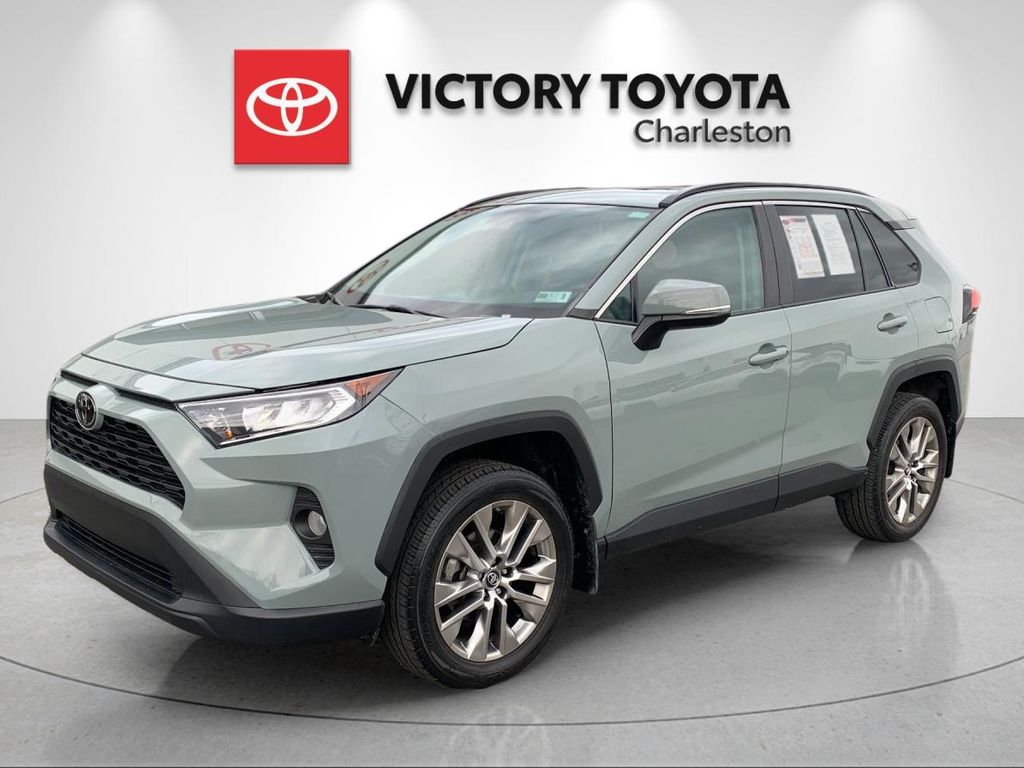 2019 Toyota RAV4 XLE Premium AWD